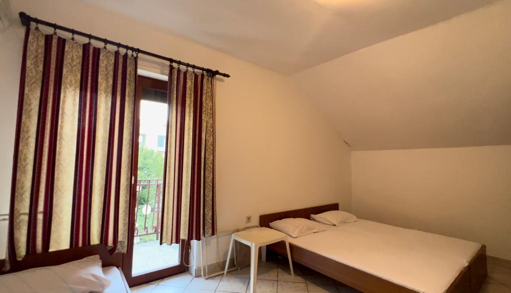 Image of House - 10 Bedrooms - 8 Bathrooms for Sale in Herceg-Novi-Bijela-Montenegro, Image 17